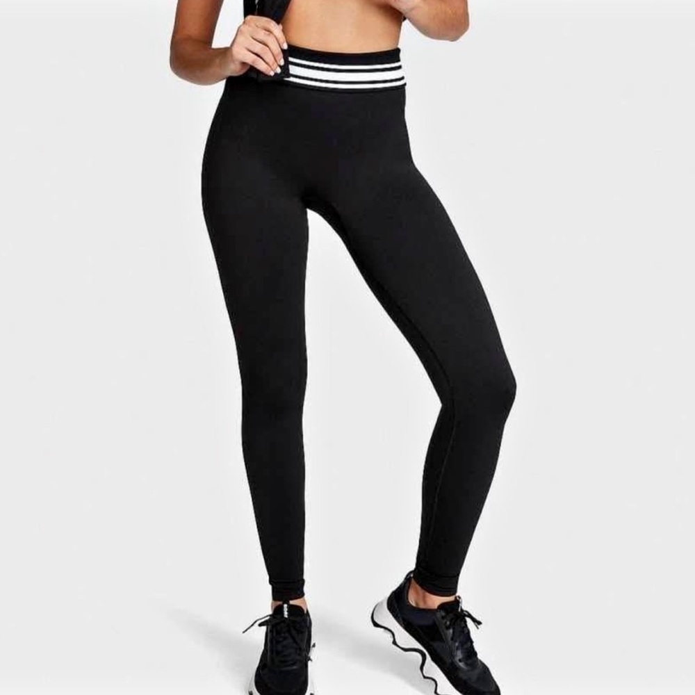 PINK Victoria's Secretflip it  Black Leggings